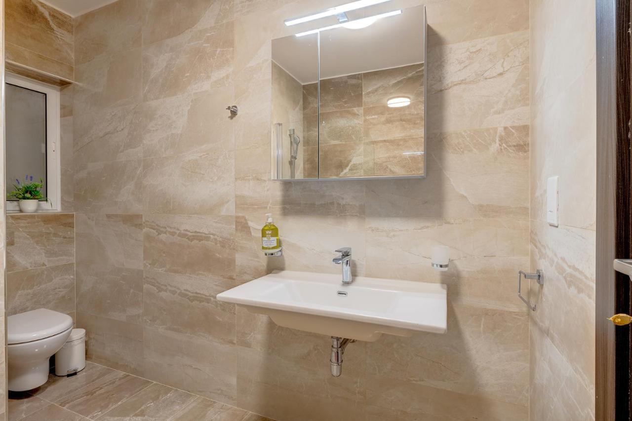 Chic 2Br Apartment, Ideal Location Ta Xbiex Exteriér fotografie