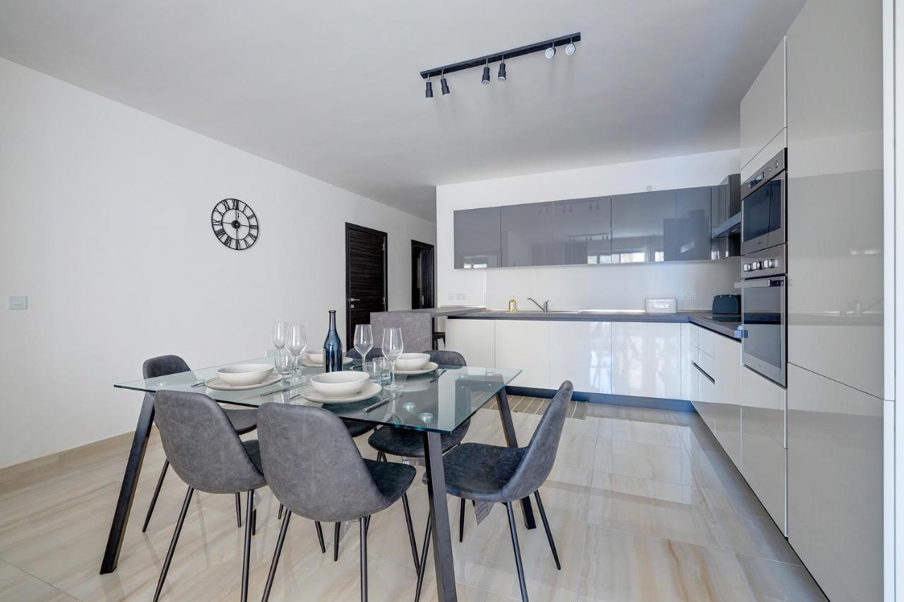 Chic 2Br Apartment, Ideal Location Ta Xbiex Exteriér fotografie
