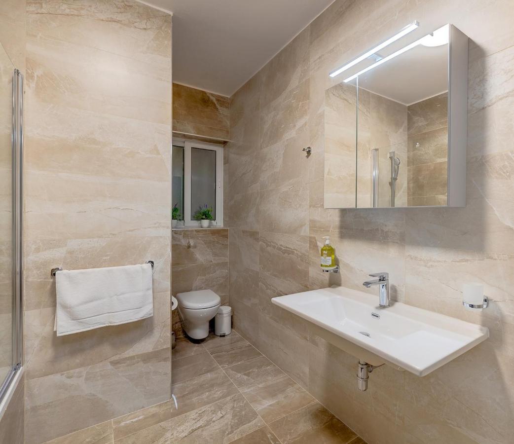 Chic 2Br Apartment, Ideal Location Ta Xbiex Exteriér fotografie